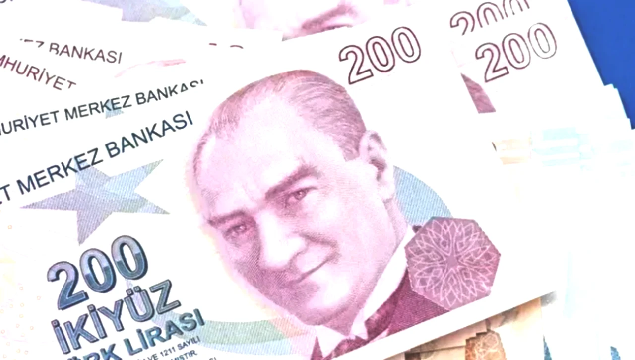 Emeklilere Ocak Ayında Tarihi Artış! İşte Detaylar