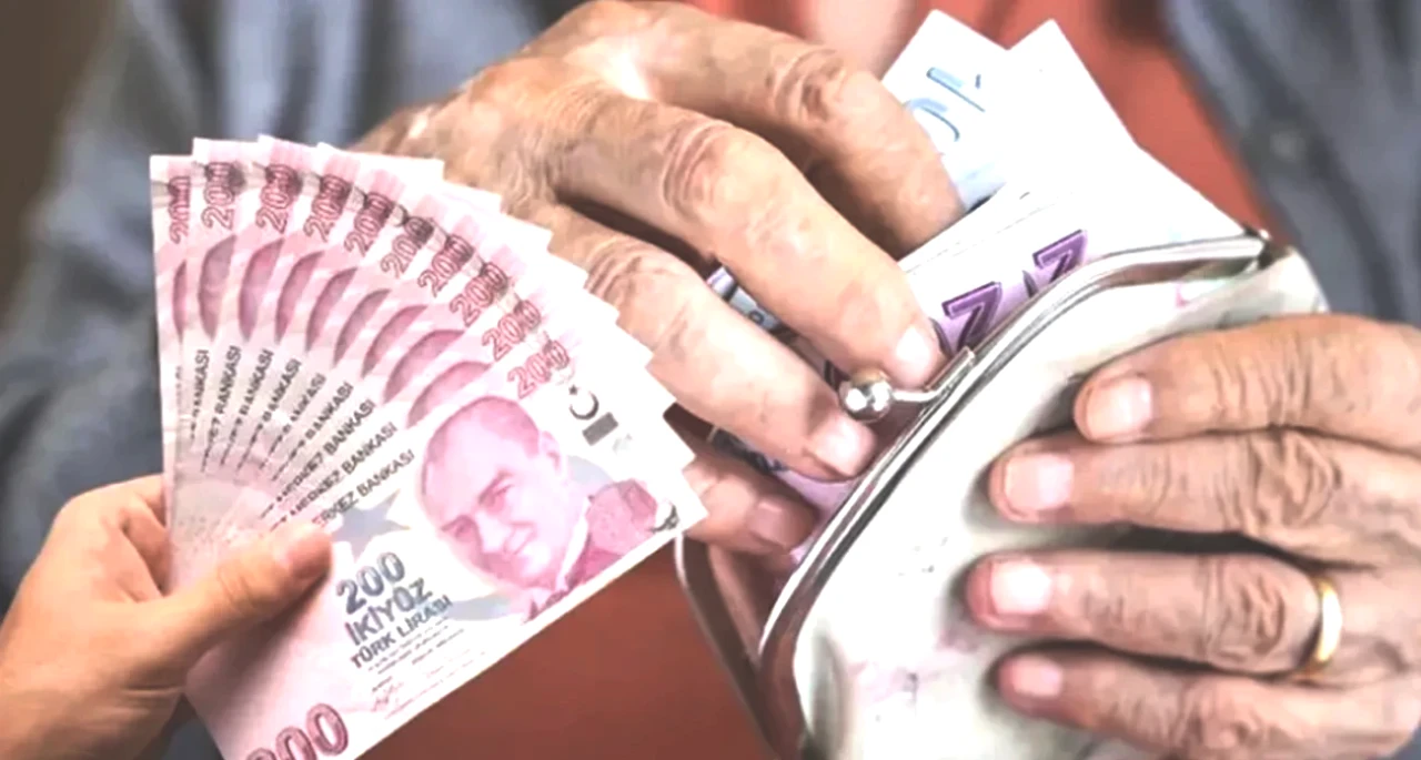 2026 Ocak'ta Memur ve Emekli Maaşları Artıyor! 5 Aylık Enflasyon Farkı Hesaplamaları