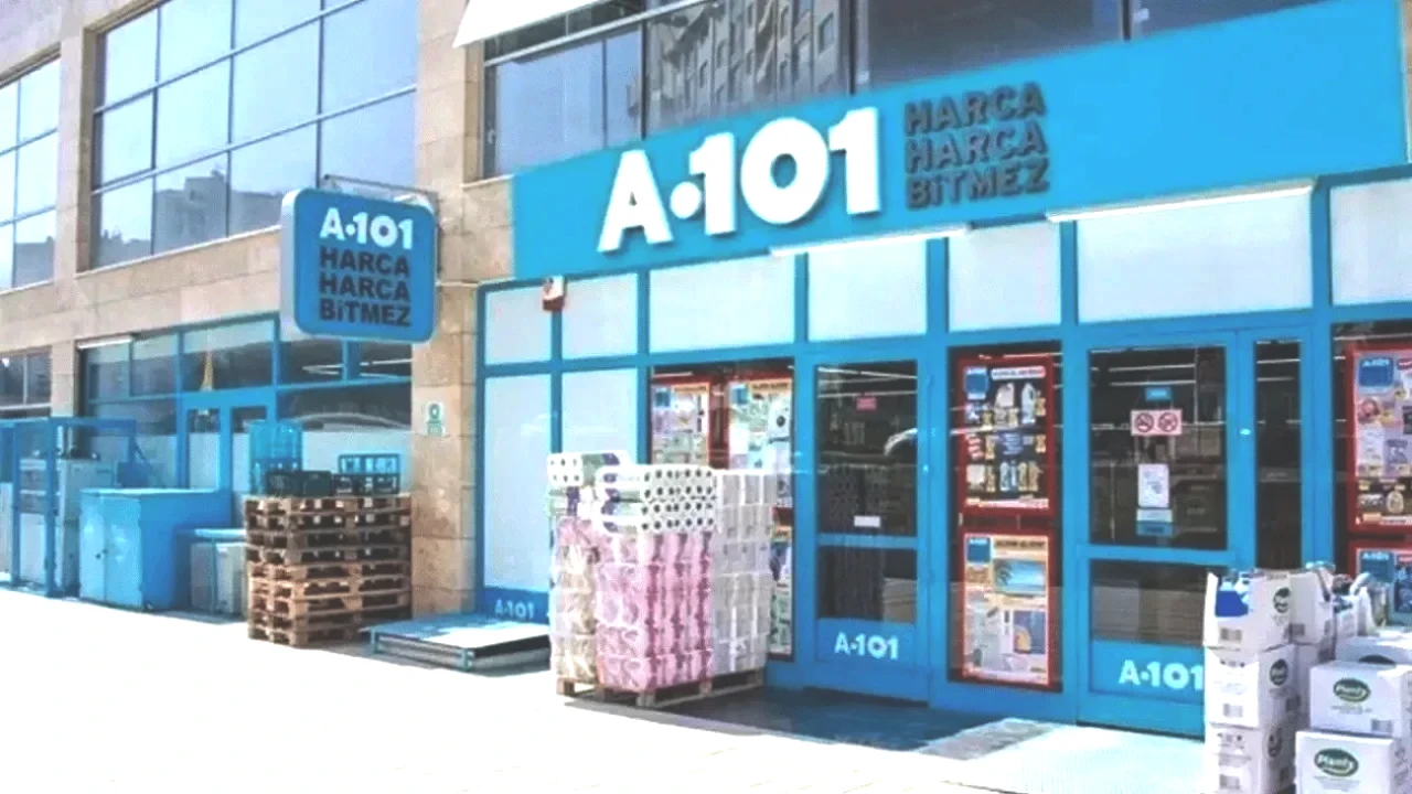 A101 4 Aralık Aktüel Kataloğu: Migren Bandı'dan Şarjlı Duruş Düzeltici'ye Kaçırılmayacak Fırsatlar!