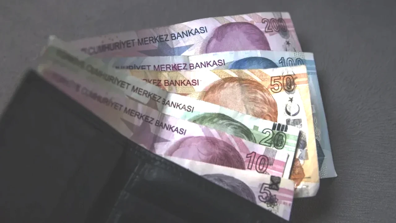 Memur ve Emekli Zammında Sürpriz Oranlar! İşte Beklenen Değişiklikler